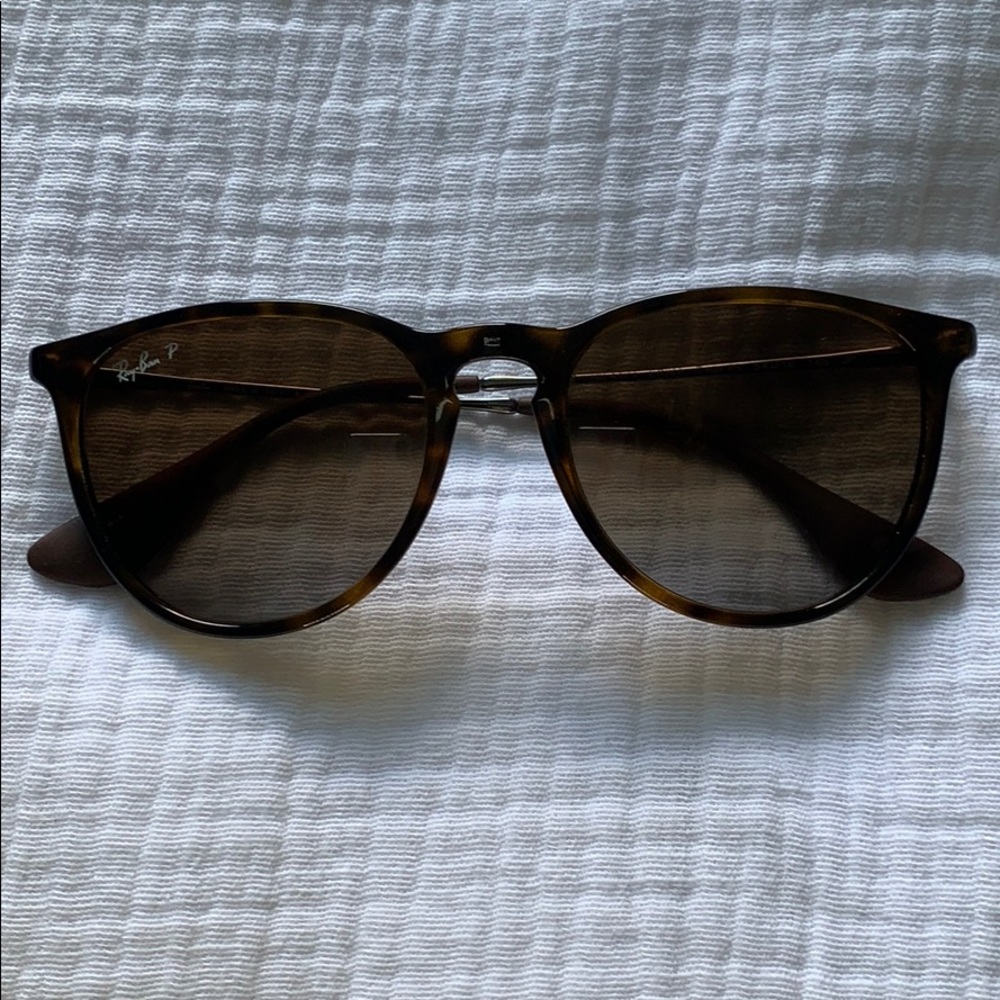 Polarized Ray-Ban Erika Sunglasses